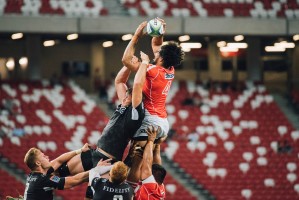 开云官网-利拉德绝杀之夜，当时间凝固，快船与国王的史诗对决