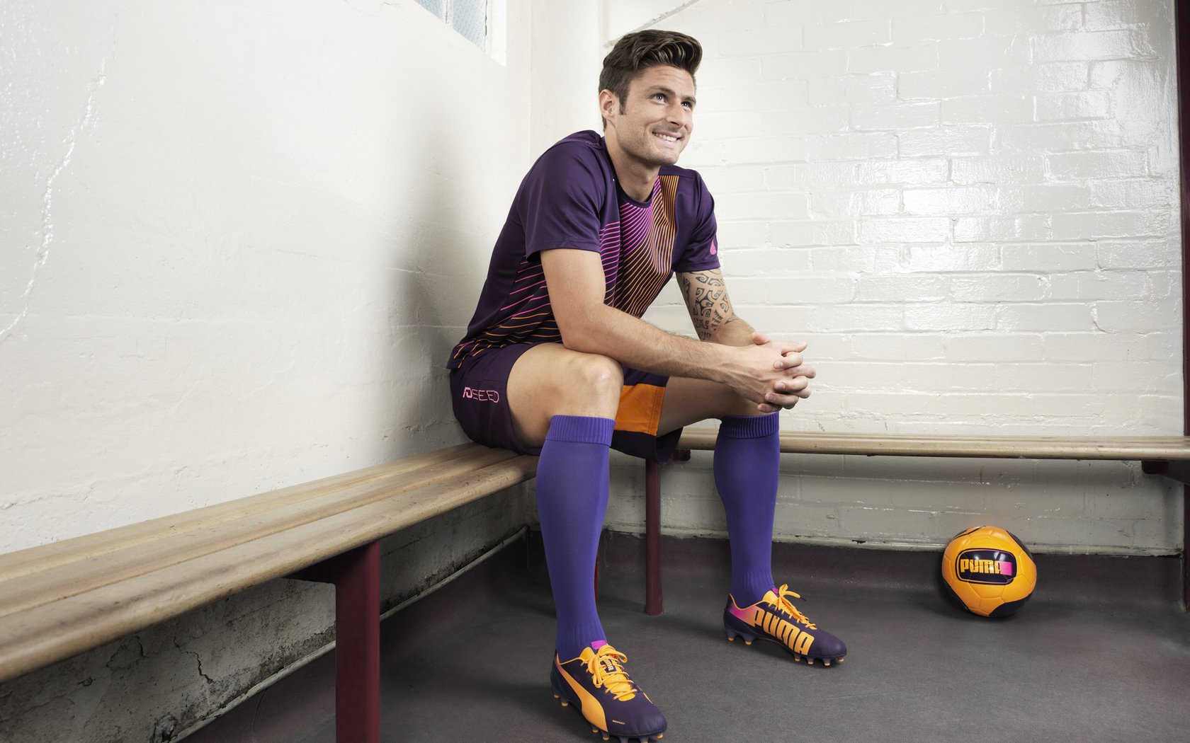 布雷默关键进球定乾坤，哥伦比亚翻盘喀麦隆